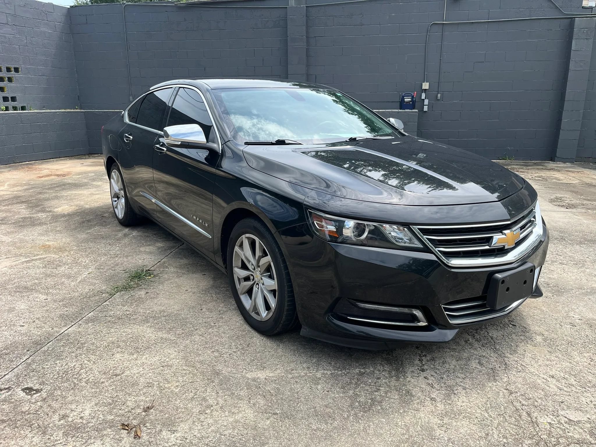 Used 2019 Chevrolet Impala Premier FWD image 3