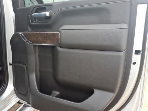 Used 2020 GMC Sierra 3500 Denali w/ Denali Ultimate Package image 15