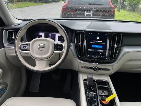 Used 2024 Volvo XC60 B5 Core w/ Protection Package Premier AWD/4WD image 3