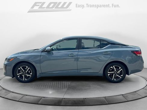 Used 2024 Nissan Sentra SV FWD image 5