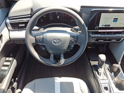 New 2026 Toyota Camry SE AWD/4WD image 9