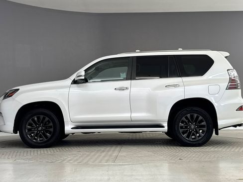Used 2021 Lexus GX 460 Premium w/ Premium Plus Package AWD/4WD image 2