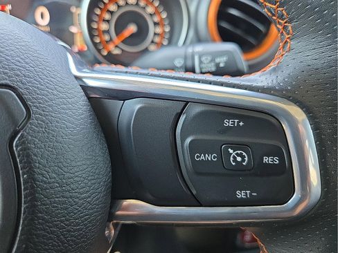 Used 2023 Jeep Gladiator Mojave image 19