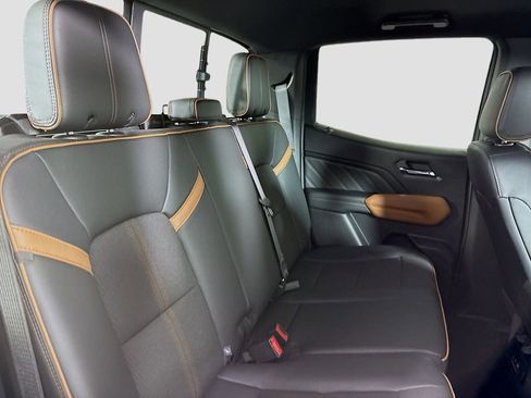 New 2026 GMC Canyon AT4 image 27