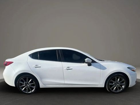 Used 2018 MAZDA MAZDA3 Grand Touring w/ Premium Equipment Package image 4
