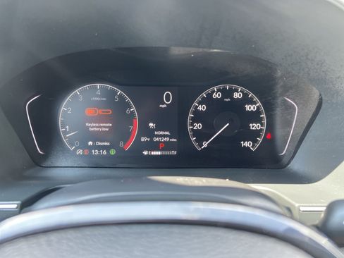 Used 2023 Honda Pilot EX-L image 17