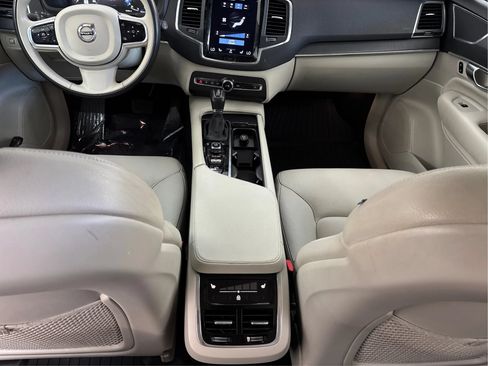 Used 2020 Volvo XC90 T6 Momentum w/ Protection Package Premier AWD/4WD image 22