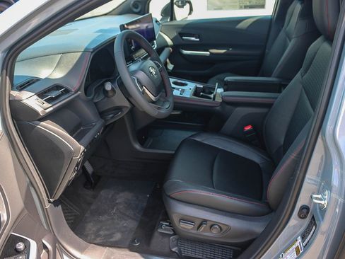 New 2026 Toyota Sienna XSE FWD image 20