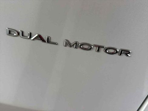 Used 2023 Tesla Model Y Long Range image 6