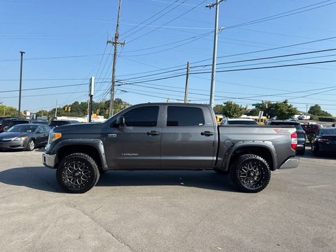 Used 2015 Toyota Tundra SR5 w/ SR5 Upgrade Package AWD/4WD image 6