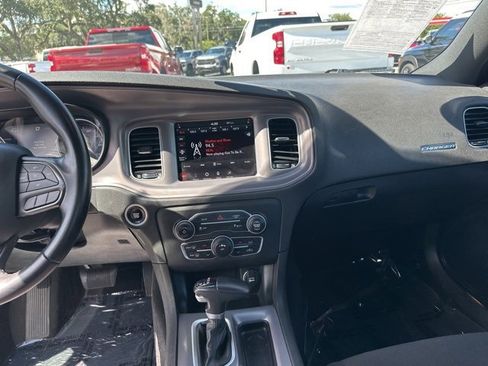 Used 2023 Dodge Charger SXT image 3