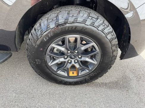 Used 2025 Ford Expedition Tremor AWD/4WD image 47