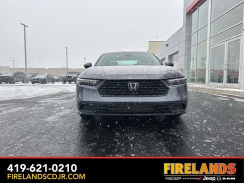 Used 2024 Honda Accord EX image 2