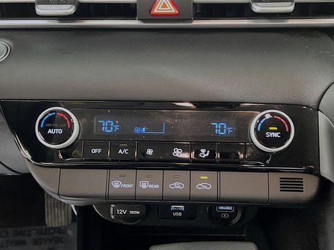 Used 2022 Hyundai Elantra SEL image 26