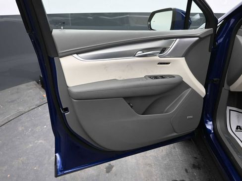 New 2025 Cadillac XT5 Premium Luxury w/ Technology Package image 18