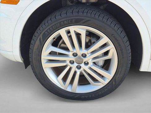 Used 2018 Audi Q5 2.0T Premium Plus AWD/4WD image 22