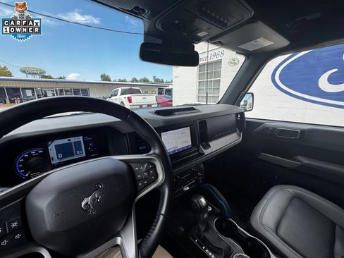 Used 2023 Ford Bronco Black Diamond AWD/4WD image 16