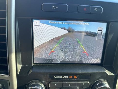 Used 2018 Ford F150 Lariat image 28