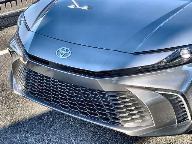 Used 2026 Toyota Camry SE FWD image 45