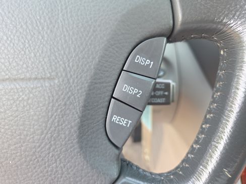 Used 2005 Lexus LS 430 RWD image 29