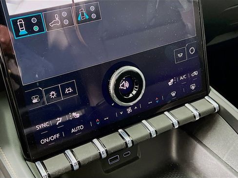 New 2026 GMC Terrain AT4 w/ Technology Package II image 13