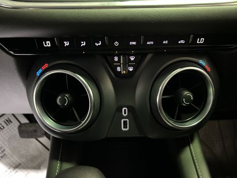 Certified 2023 Chevrolet Blazer LT image 20