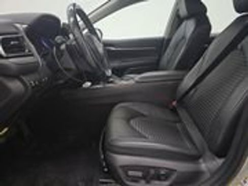 Used 2021 Toyota Camry SE w/ Carpet Mat Package (TMS) image 39