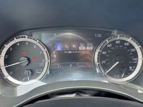 Used 2024 Toyota Highlander XSE AWD/4WD image 26