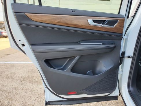 New 2026 Volkswagen Atlas SE FWD image 15