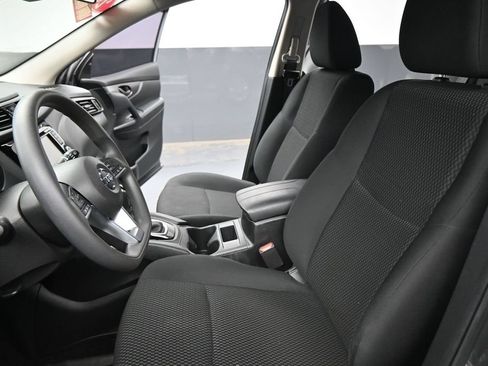Used 2022 Nissan Rogue Sport S FWD image 9
