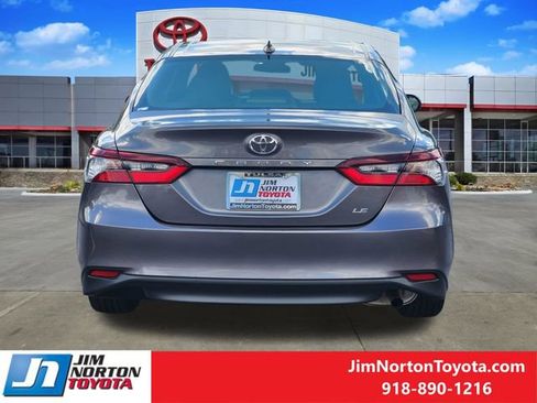 Used 2024 Toyota Camry LE FWD image 6