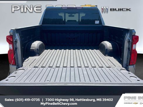 New 2026 Chevrolet Silverado 1500 LTZ w/ Z71 Off-Road Package AWD/4WD image 5