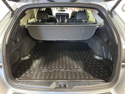 Used 2022 Subaru Outback Limited w/ Popular Package #2 image 18