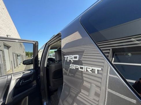 Used 2022 Toyota 4Runner TRD Sport w/ Technology Package AWD/4WD image 14