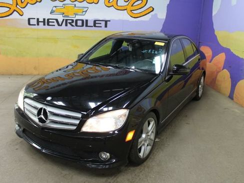 Used 2010 Mercedes-Benz C 300 4MATIC Sedan image 4