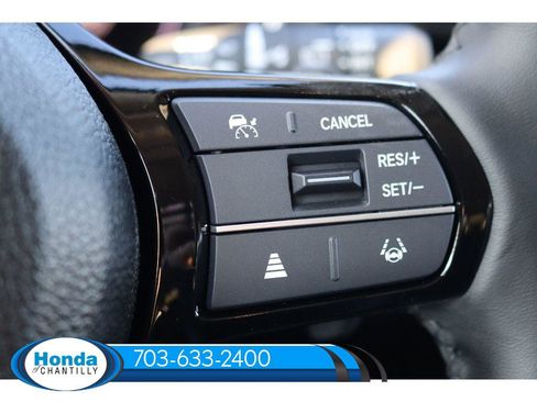 New 2025 Honda Pilot Touring image 11