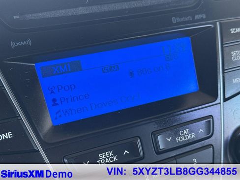 Used 2016 Hyundai Santa Fe Sport FWD image 25