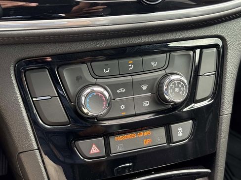 Used 2019 Buick Encore Preferred w/ Safety Package image 32