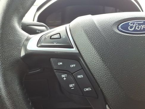 Certified 2018 Ford Edge SEL w/ Equipment Group 201A AWD/4WD image 15