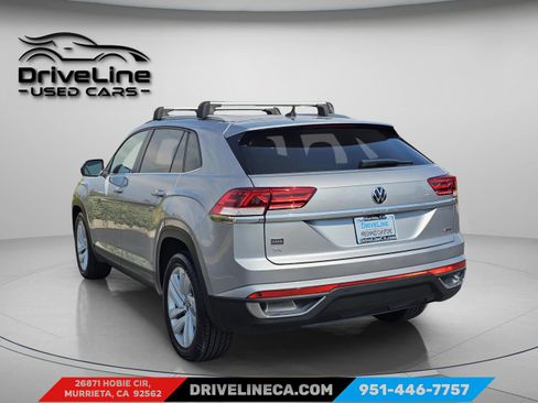 Used 2021 Volkswagen Atlas Cross Sport SE w/ Panoramic Sunroof Package AWD/4WD image 6