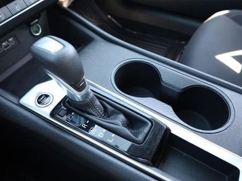 Certified 2025 Nissan Altima 2.5 SV image 15