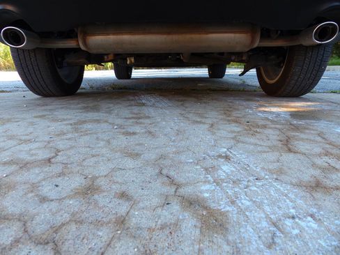 Used 2024 Toyota Venza Limited image 42