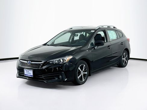 Used 2023 Subaru Impreza 2.0i Premium AWD/4WD image 1