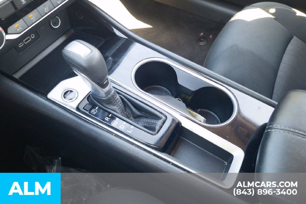 Used 2024 Nissan Altima 2.5 SV FWD image 27