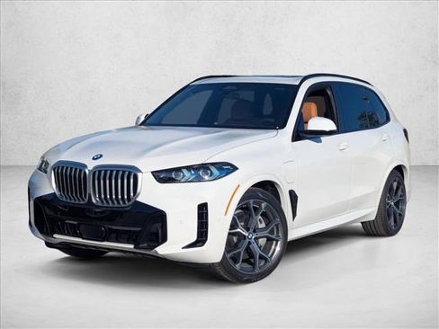 New 2026 BMW X5 xDrive50e w/ M Sport Package image 1