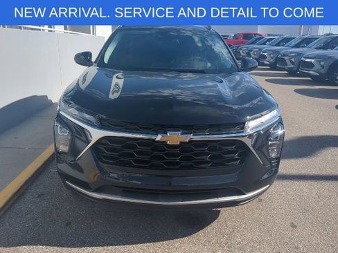 Certified 2024 Chevrolet Trax LT FWD image 9