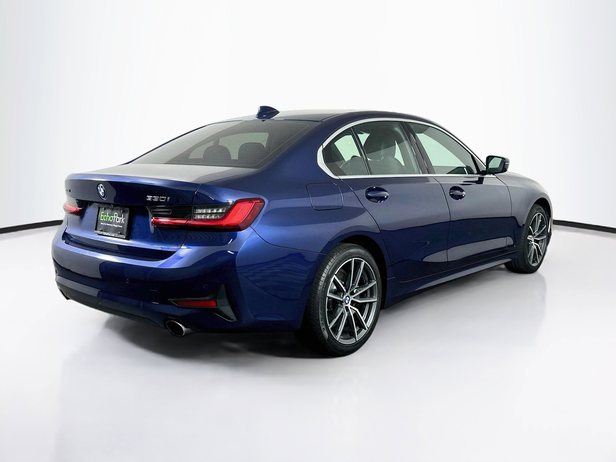 Used 2020 BMW 330i xDrive Sedan w/ Convenience Package AWD/4WD image 9