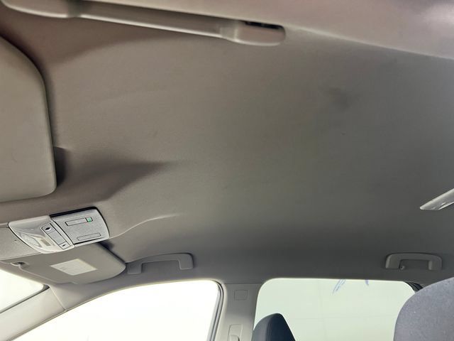 Used 2021 Nissan Rogue SV FWD image 21