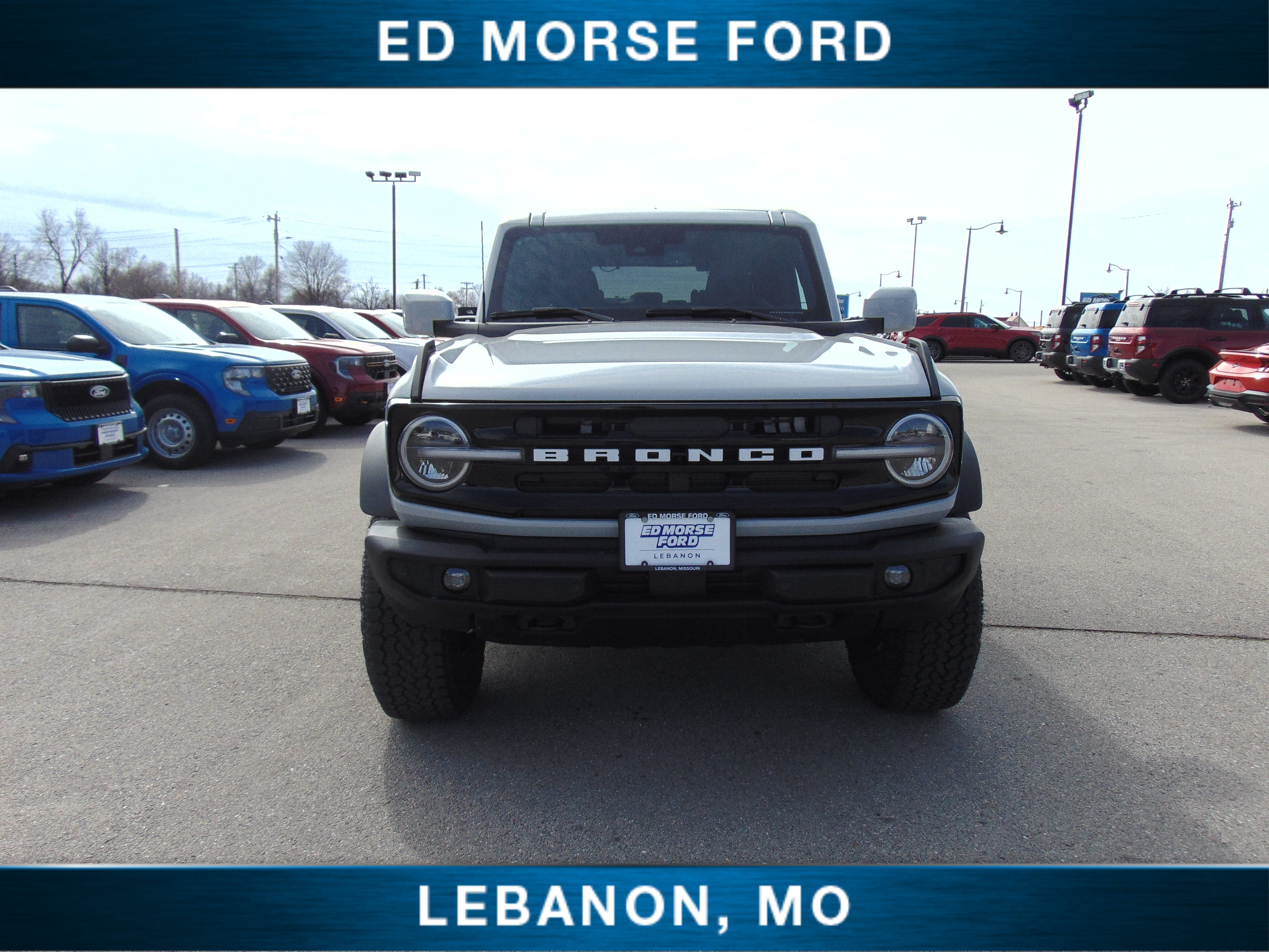 New 2026 Ford Bronco Outer Banks w/ Sasquatch Package AWD/4WD image 3