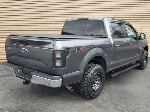 Used 2017 Ford F150 XLT image 6